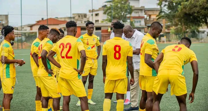 Match amical de préparation : les Guépards U23 dominent les Éperviers