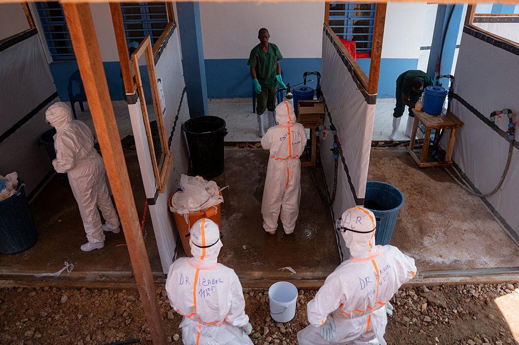 Ebola : Paris renforce son soutien à la RDC